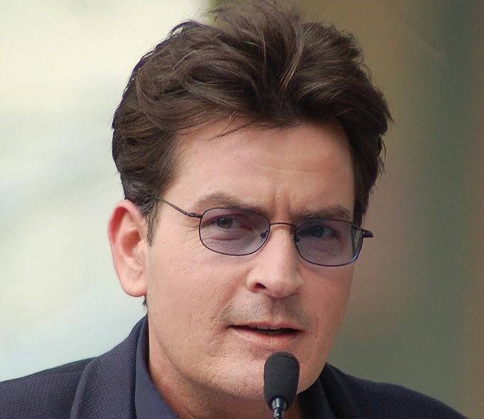 Charlie Sheen Assaulted And Strangled By Unhinged Neighbor Charlie Sheen