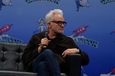 ‘Haidmaid’s Tale’ Star Blames President For Attack On Lawmakers Bradley Whitford